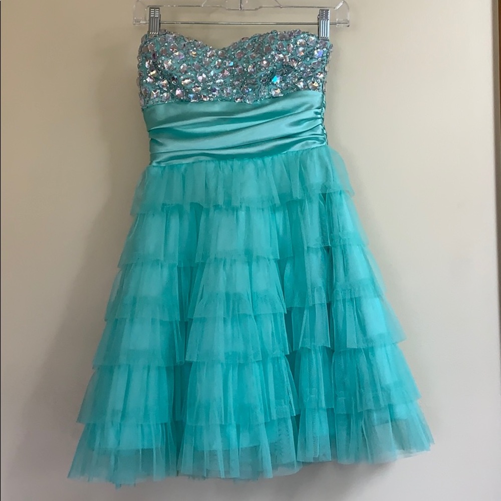 Short teal homecoming/prom dress